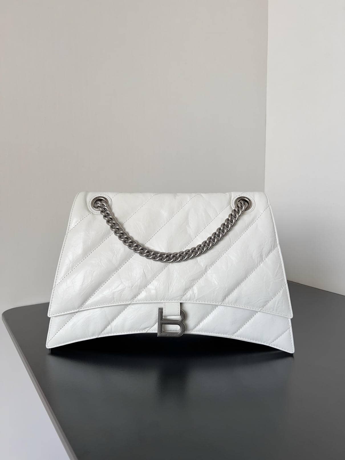 Hourglass Crocodile Embossed-1